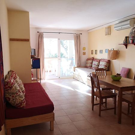 Casa Amarilla Daire Es Pujols Dış mekan fotoğraf